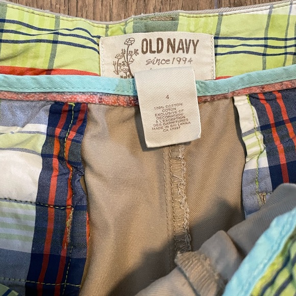 Old Navy Shorts - Picture 5 of 7